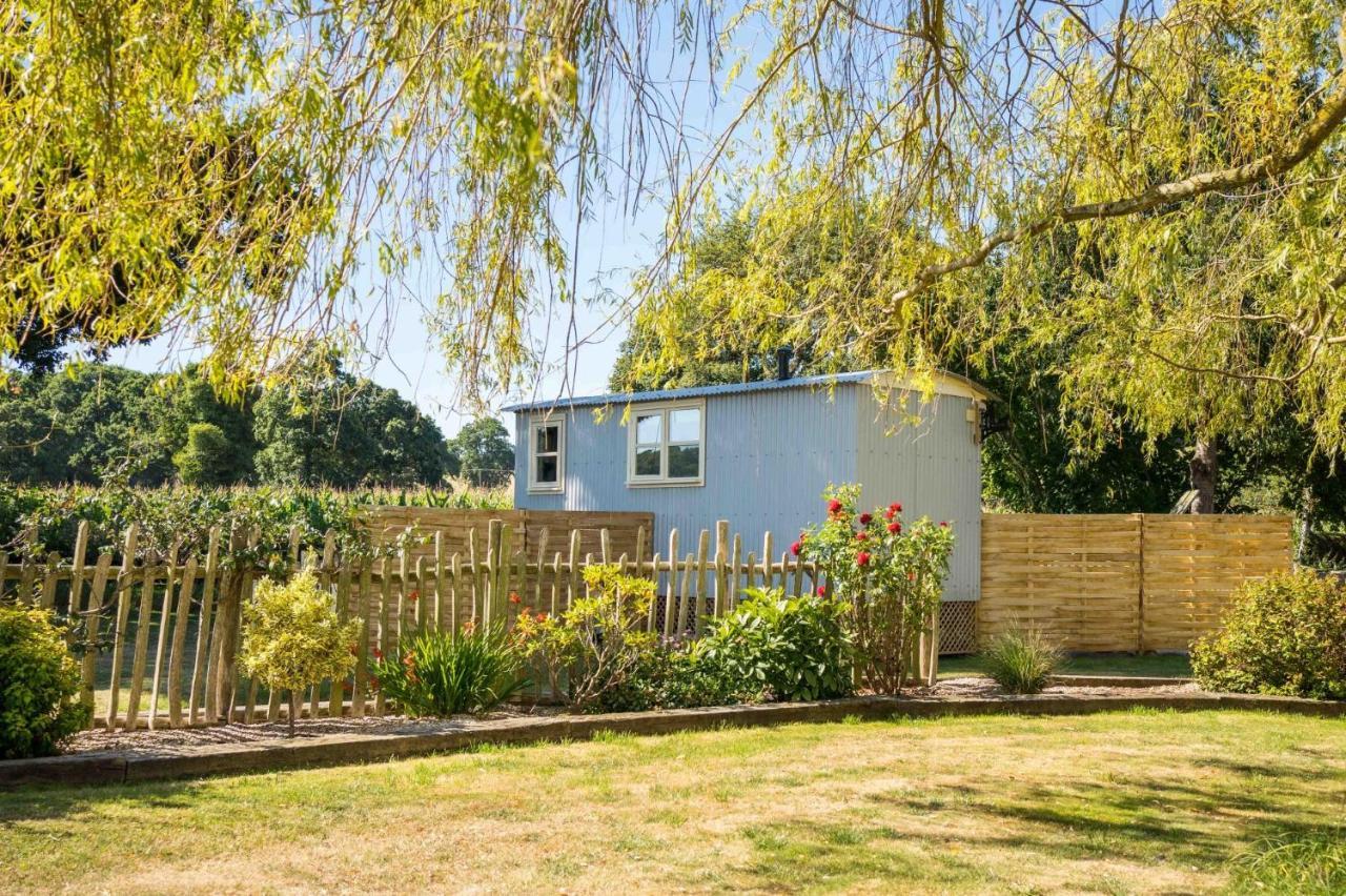 The Hideaway Hut - 1 Bed Shepherds Hut - Hereford Exterior photo