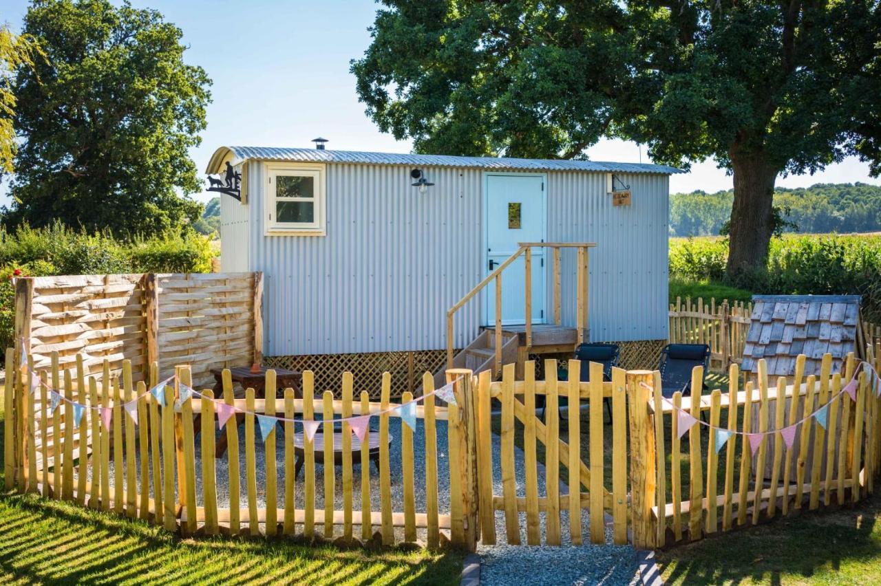 The Hideaway Hut - 1 Bed Shepherds Hut - Hereford Exterior photo